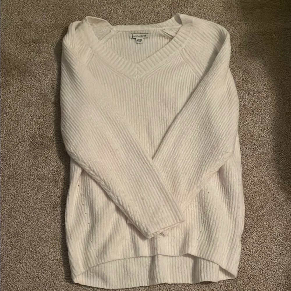 American Eagle White V-Neck Sweater